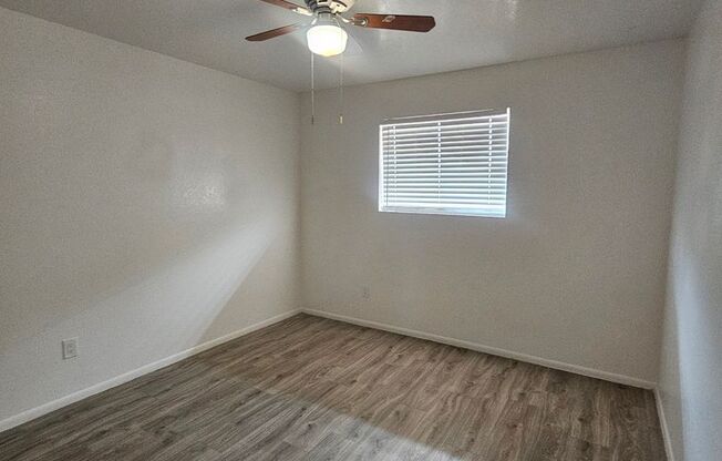 2 beds, 1 bath, 800 sqft, $1,425