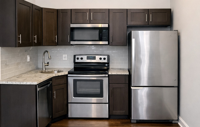 1 bed, 1 bath, 600 sqft, $1,450, Unit 1416-1F