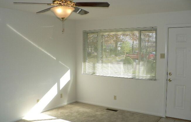 Hickory House Apt.