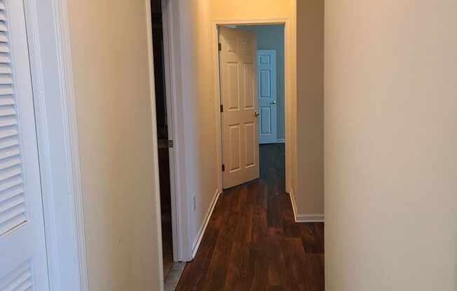 3 beds, 2 baths, 1,320 sqft, $2,794, Unit 1906