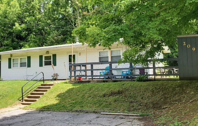 Finleyville Ranch Home in Country Setting