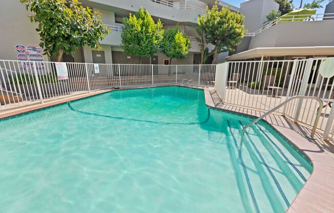 2 beds, 2 baths, $2,650, Unit 0223