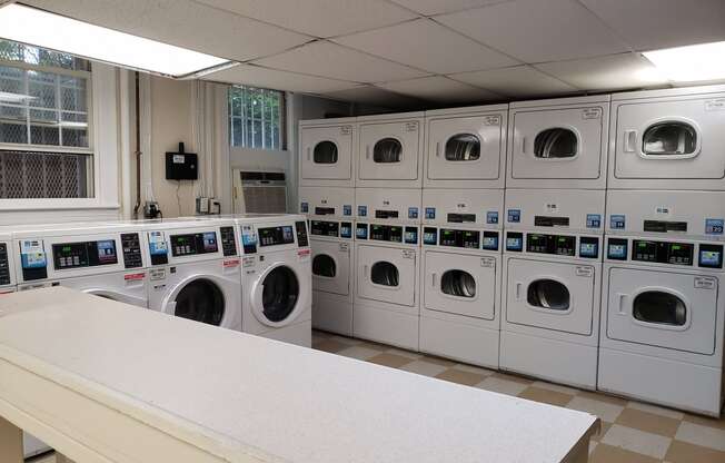 Onsite Laundry Facilities at Miramar, Washington, DC