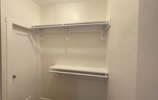 Studio, 1 bath, $1,300, Unit 202