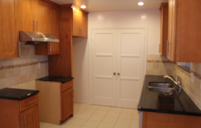 ( ( ( CUTE 4 BEDROOM 2 BATH ONE STORY HOUSE!!! ) ) )