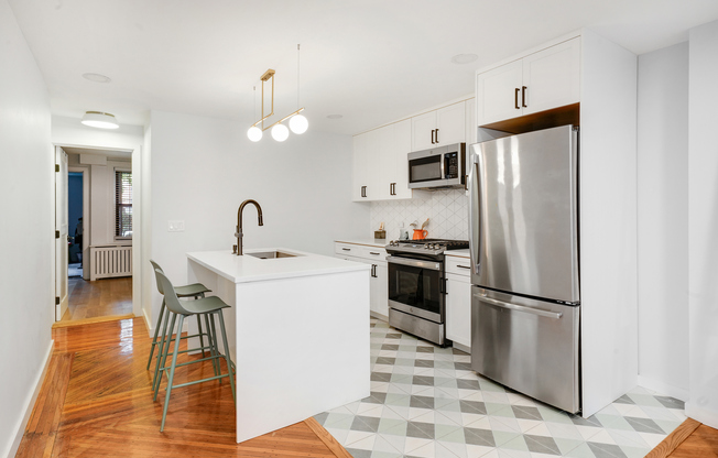 421 QUINCY ST