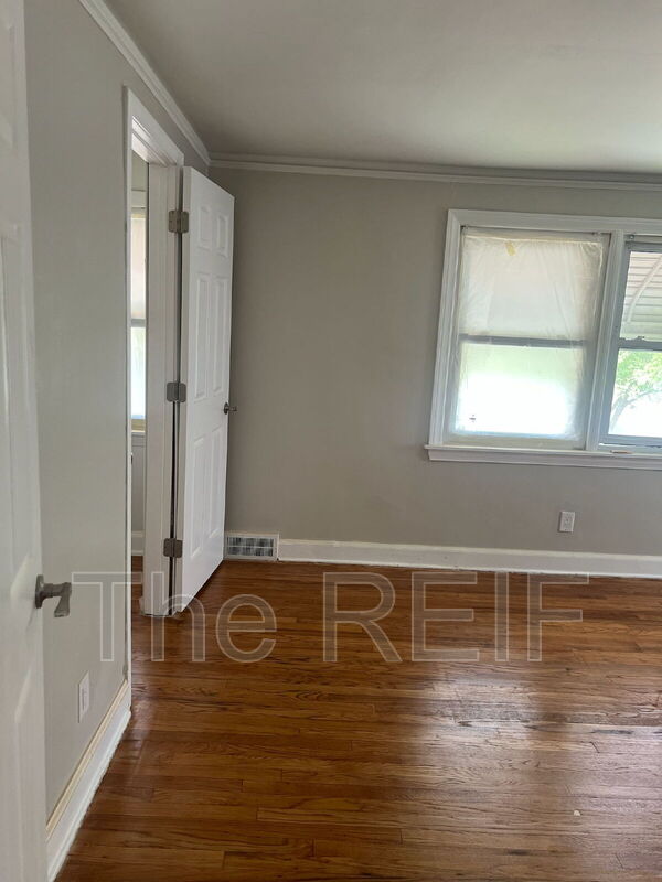 8270 INDIANA ST