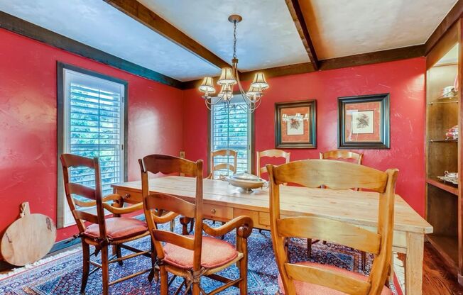 Magnificent 5-Bedroom Retreat with Office, and Deck in Greenwood Village