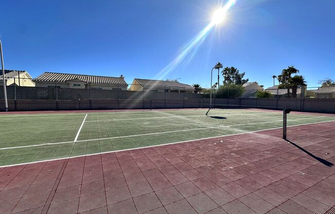 2 beds, 2 baths, $1,400