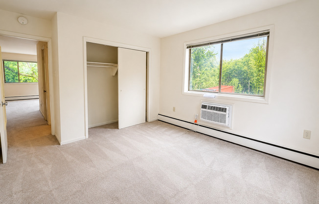 1 bed, 1 bath, 615 sqft, $1,695, Unit 205