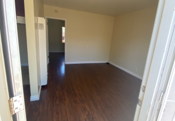 3297 Tenaya Ave