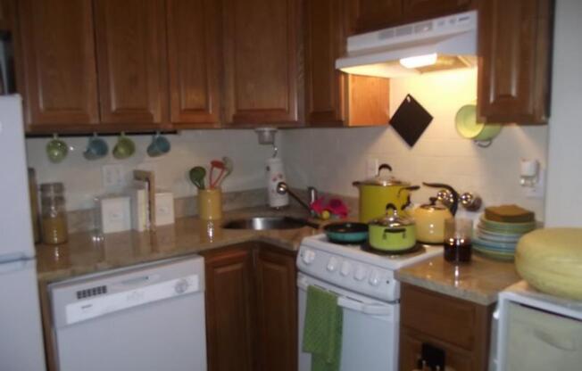 43 Bay State Rd # Kb