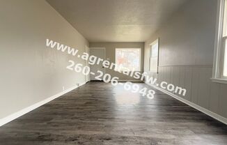 3 beds, 1 bath, $950