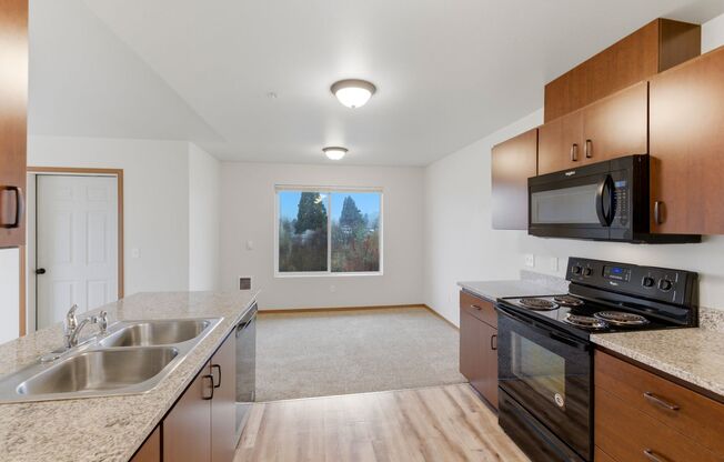 2 beds, 2 baths, 952 sqft, $1,595, Unit 1913-201