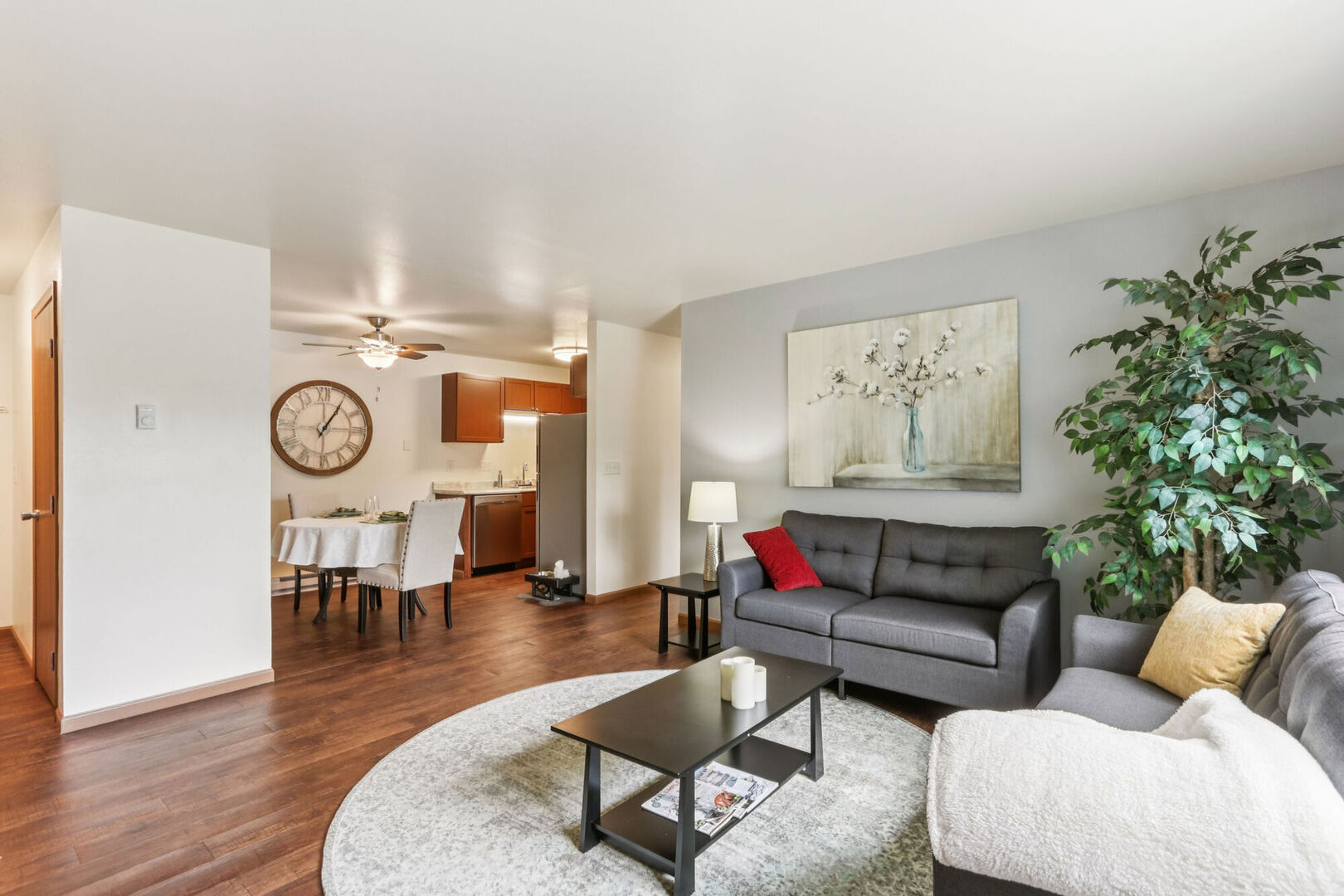 Woodfield Heights Apartments
