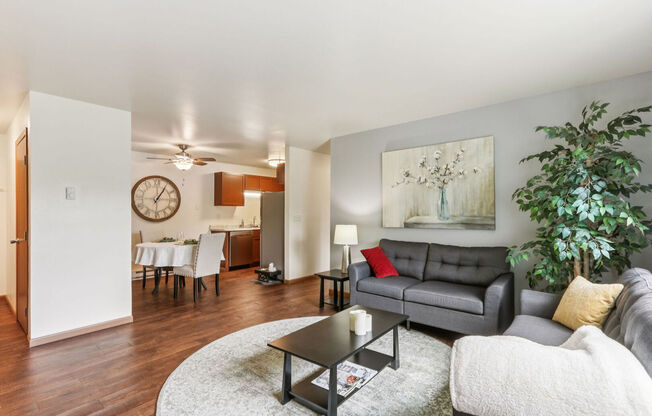 Woodfield Heights Apartments