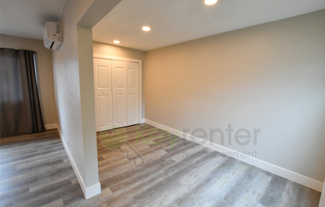 2351-53 Modesto St