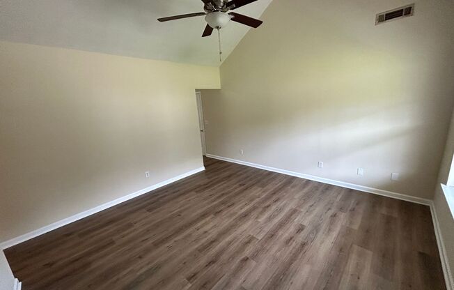 GRANTVILLE- 25 Chelsea Lane 3 Bedroom 2 Bathroom