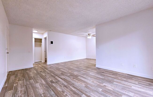 Woodlawn Manor - Please call or text Norma at (619) 253-0910