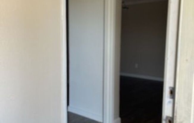 1 bed, 1 bath, 609 sqft, $1,155, Unit 104