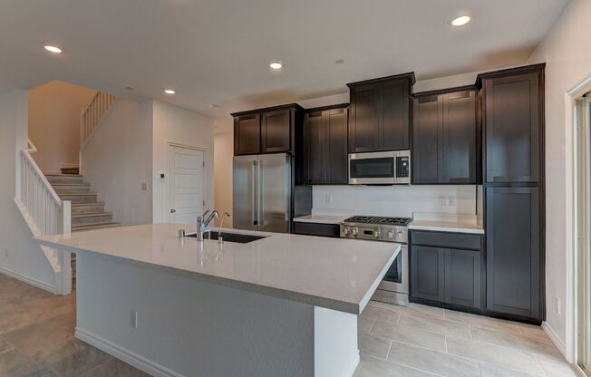 3 beds, 3 baths, $2,710