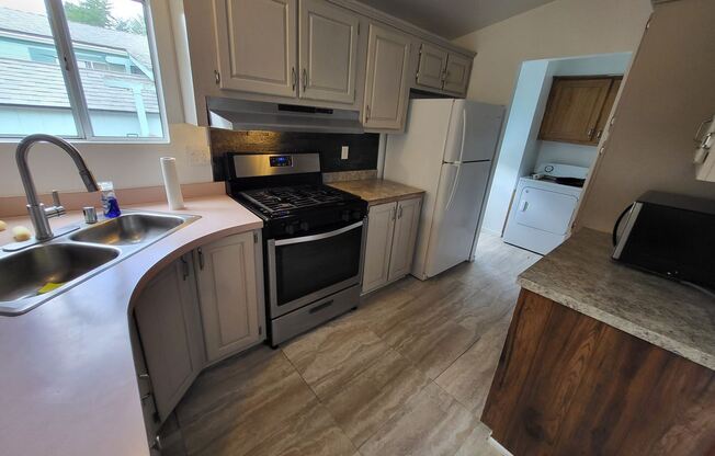7440 W. 4th #27