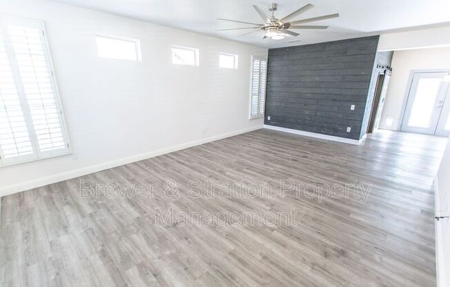 13659 W UTICA DR