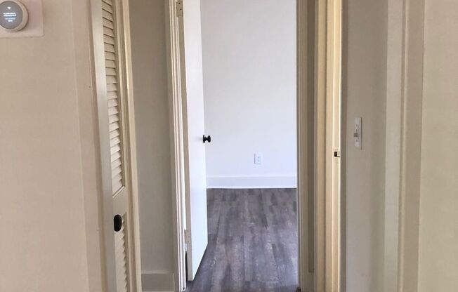 2 beds, 1 bath, 700 sqft, $1,750, Unit 218-07