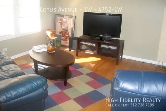 4752 N LOTUS