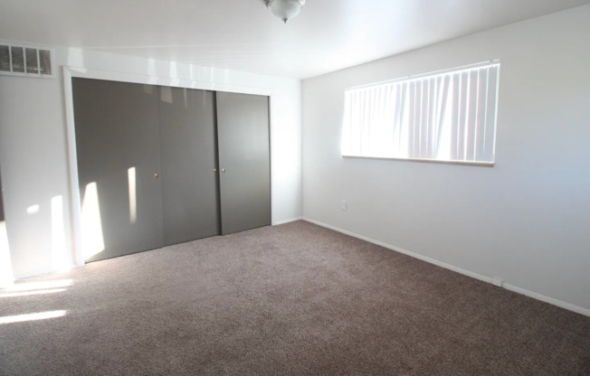 Modern Living in the Heart of Lakewood – 1800 Fenton Street Apartments