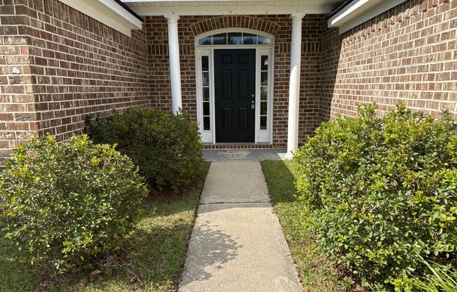 *JUST REDUCED* 187 Lancaster Way in Mainstreet Neighborhood