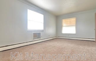 3320 DOUGLAS RD