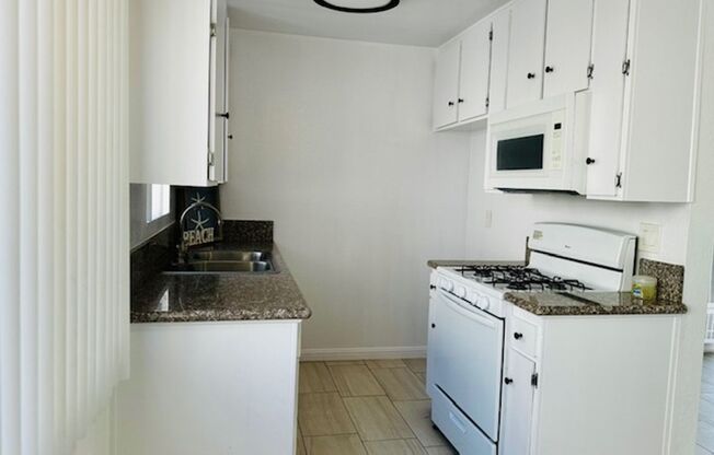 1 bed, 1 bath, 530 sqft, $1,795, Unit 122