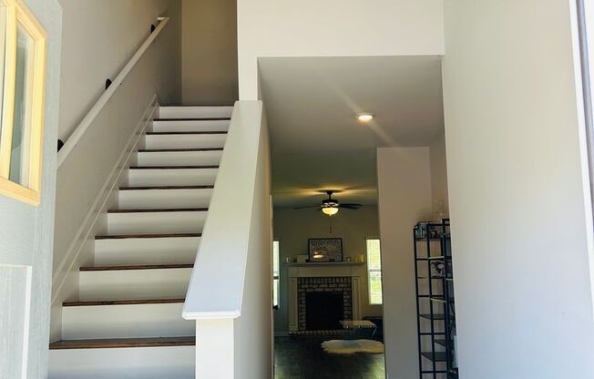 Wow! Beautiful 4 bedroom 2.5 bathroom home in Newnan! Must See!