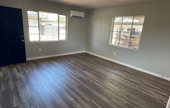 Remodeled Two Bedroom With A/C in Historic Blenman-Elm Neighborhood!