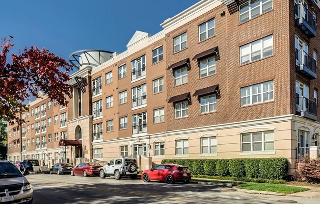 1 bed, 1 bath, $1,850, Unit APARTMENT # 414