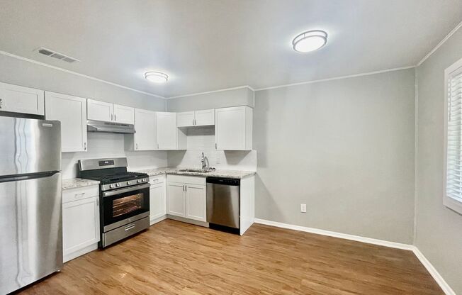 2 beds, 1 bath, 750 sqft, $775, Unit 23