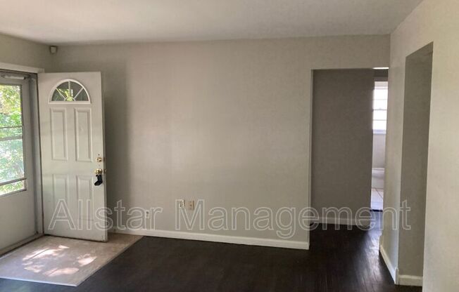 3 beds, 1 bath, 1,953 sqft, $1,145