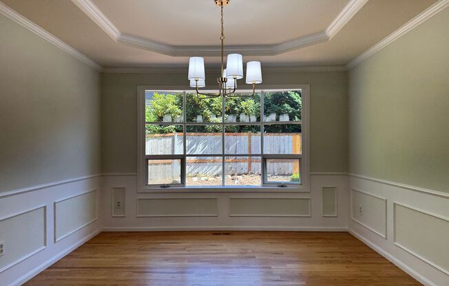 4 beds, 2.5 baths, $4,500