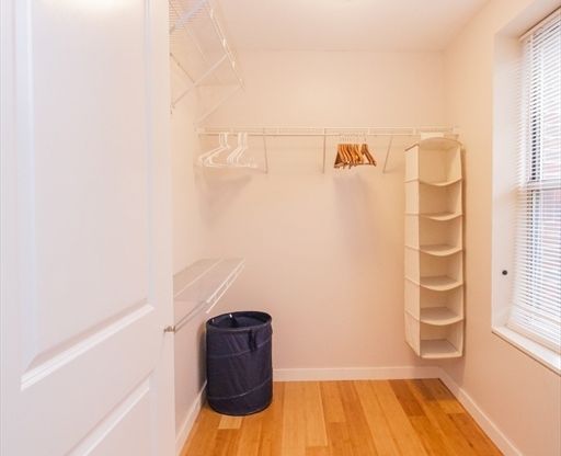 2 beds, 2 baths, 1,080 sqft, $5,750, Unit 401