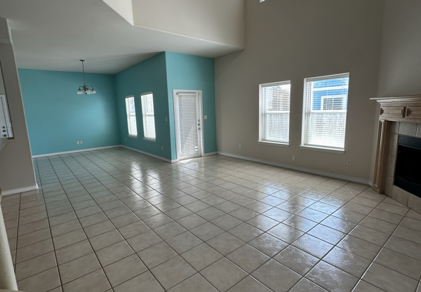 15505 PALMIRA AVE