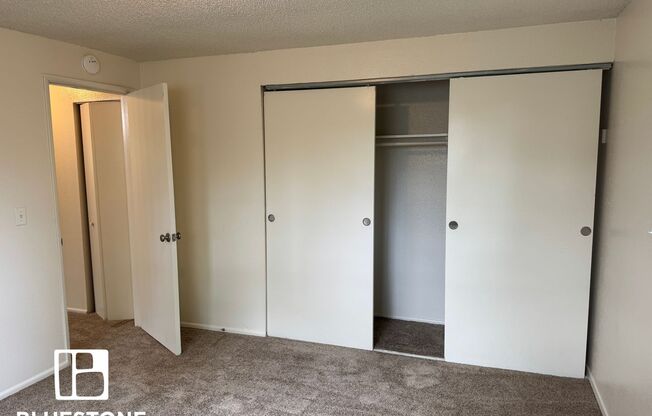2 beds, 1 bath, 1,000 sqft, $1,325, Unit 32