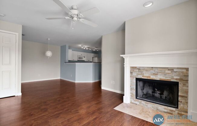 Bright, Freshly Updated 2BR/2BA Condo at The Estate at Westbury – Top Floor Living!