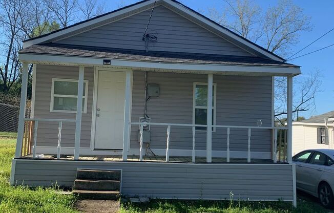 2 beds, 1 bath, $1,200