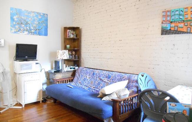 896 Huntington Ave.