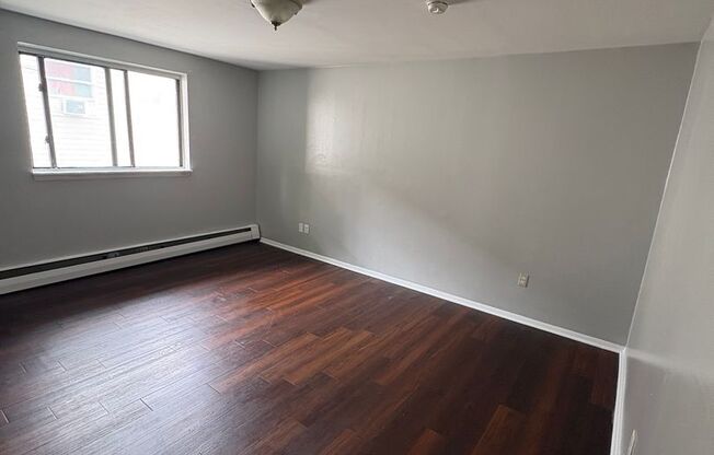 16th Garden LLC