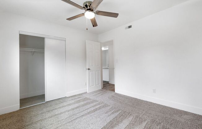 2 beds, 1 bath, 850 sqft, $1,650, Unit 9160-15
