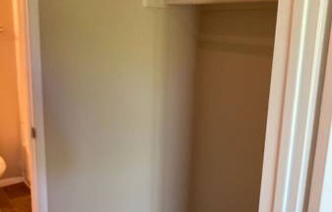 2 beds, 2 baths, 900 sqft, $1,375, Unit 237