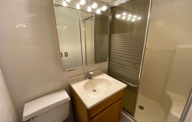 Studio, 1 bath, 300 sqft, $1,465, Unit 620-307