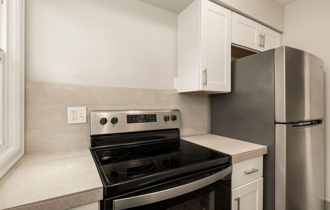 1 bed, 1 bath, 600 sqft, $1,549, Unit Unit 3